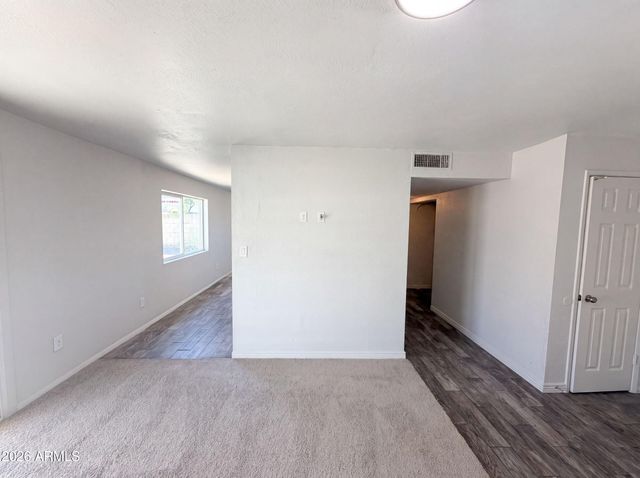 5908 W CALAVAR Road, Glendale, AZ 85306