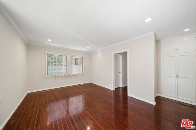 612 S Dunsmuir Avenue 1, Los Angeles, CA 90036