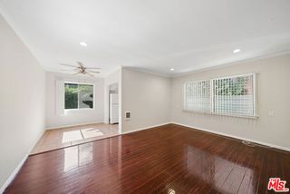 612 S Dunsmuir Avenue 1, Los Angeles, CA 90036