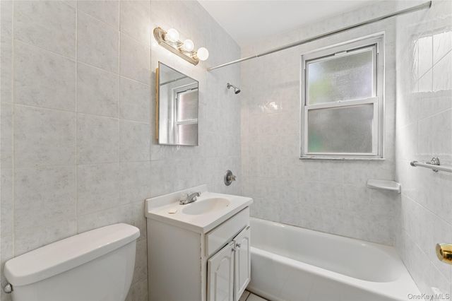 44 Winchester Avenue 1B, Yonkers, NY 10710