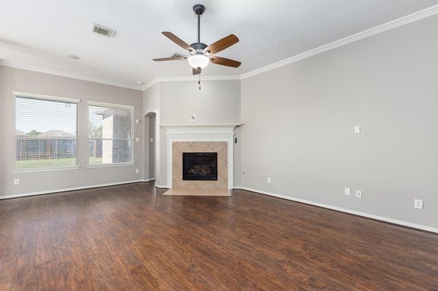 13743 Rolling River Lane, Houston, TX 77044