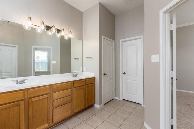 13743 Rolling River Lane, Houston, TX 77044
