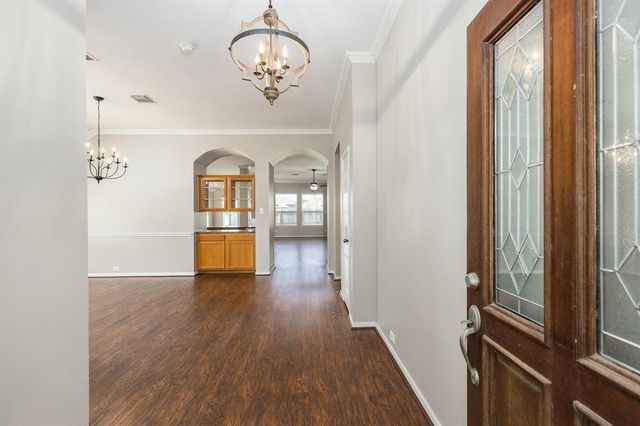 13743 Rolling River Lane, Houston, TX 77044