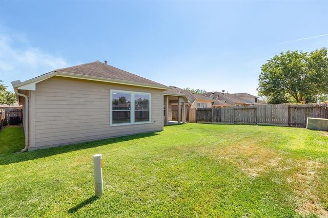 13743 Rolling River Lane, Houston, TX 77044