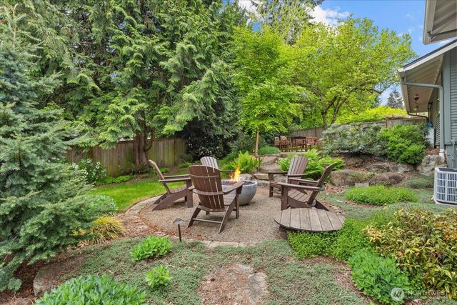 17013 NE 18th Street, Bellevue, WA 98008