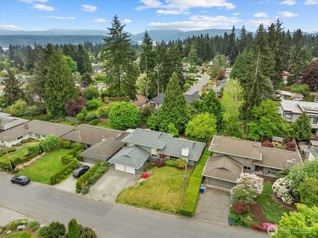 17013 NE 18th Street, Bellevue, WA 98008