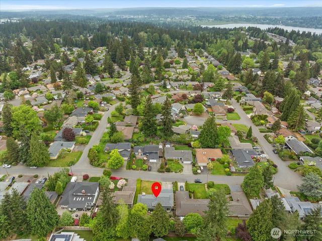 17013 NE 18th Street, Bellevue, WA 98008