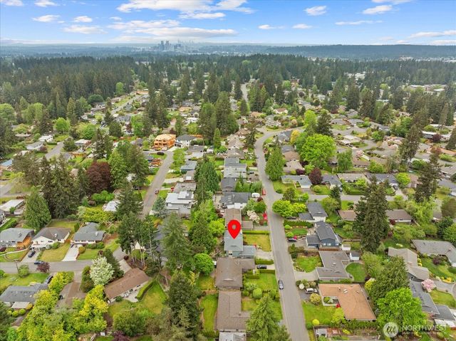 17013 NE 18th Street, Bellevue, WA 98008