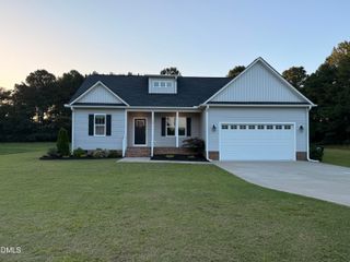 79 Morrison Drive, Dunn, NC 28334