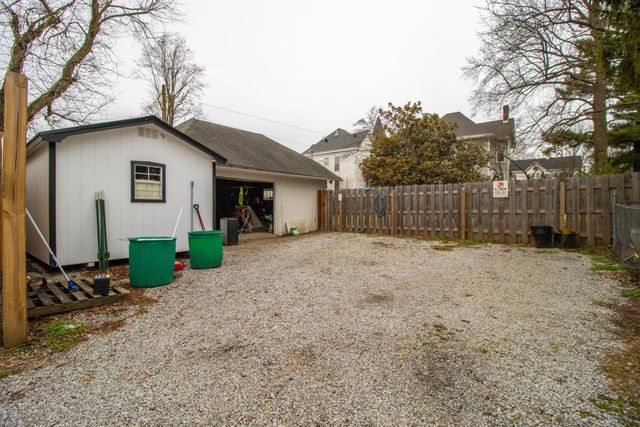 1216 Main Street, Paris, KY 40361