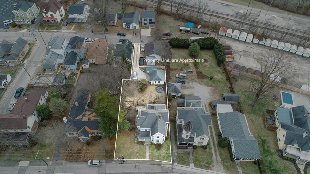 1216 Main Street, Paris, KY 40361