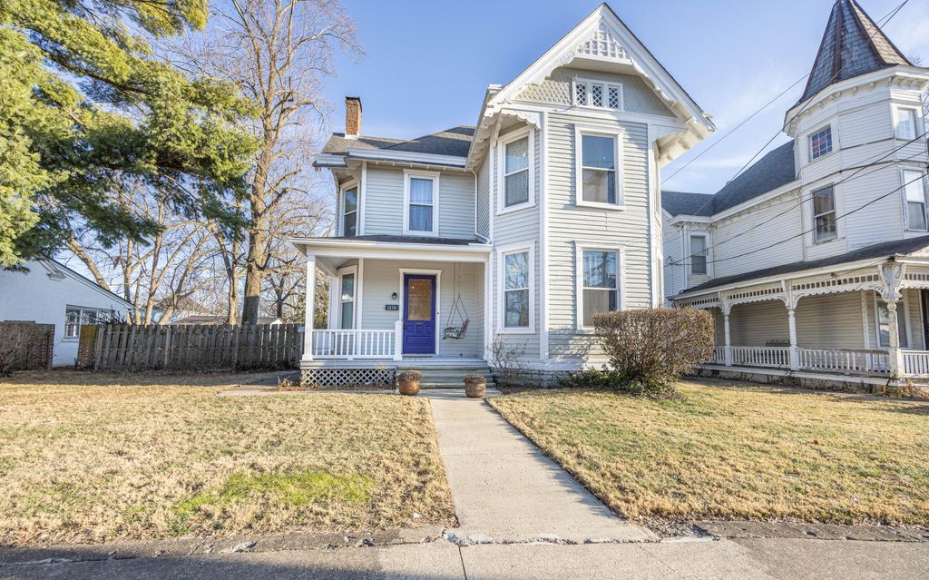 1216 Main Street, Paris, KY 40361