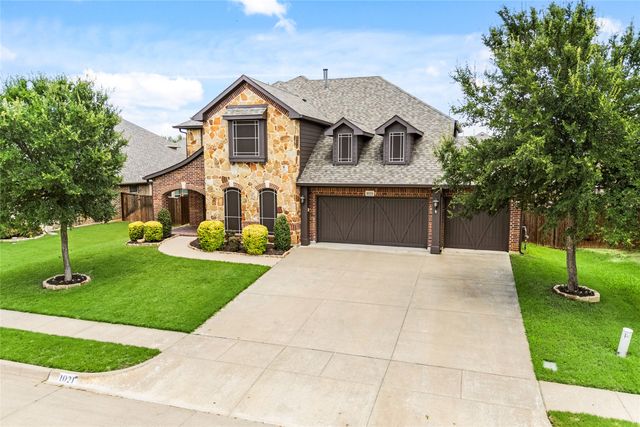 1021 Tara Drive, Burleson, TX 76028