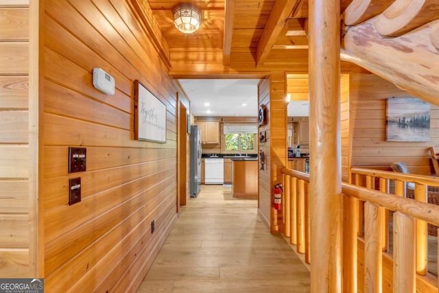 429 Oakmont Drive, Hiawassee, GA 30546