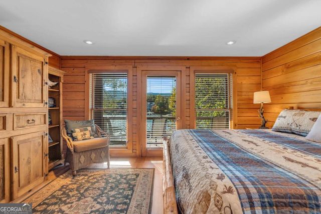 429 Oakmont Drive, Hiawassee, GA 30546