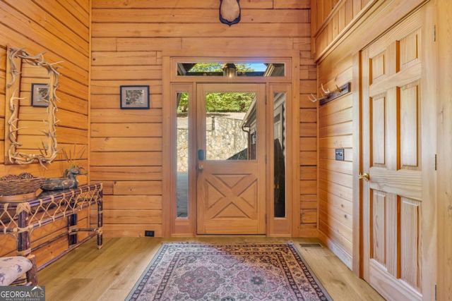 429 Oakmont Drive, Hiawassee, GA 30546