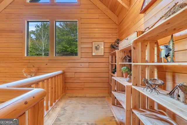 429 Oakmont Drive, Hiawassee, GA 30546