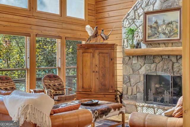 429 Oakmont Drive, Hiawassee, GA 30546