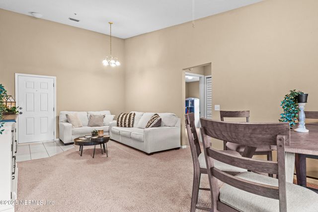 6094 MAGGIES Circle, 109, Jacksonville, FL 32244