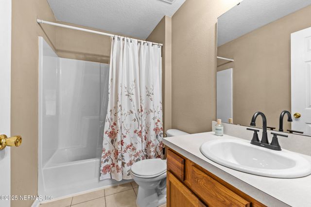 6094 MAGGIES Circle, 109, Jacksonville, FL 32244