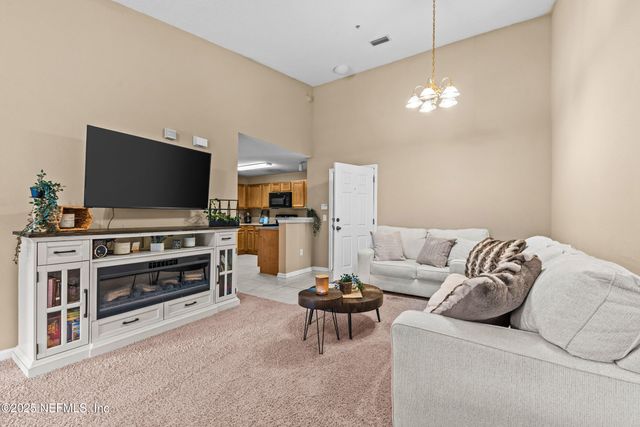 6094 MAGGIES Circle, 109, Jacksonville, FL 32244