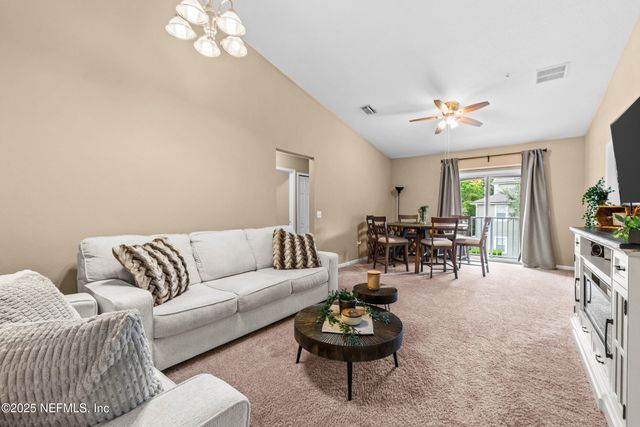 6094 MAGGIES Circle, 109, Jacksonville, FL 32244