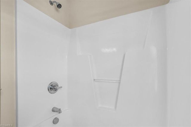 152 Tree Top Lane, Stokesdale, NC 27357
