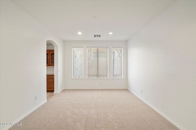 2406 W OLD PAINT Trail, Phoenix, AZ 85086