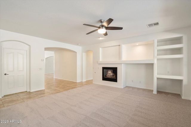 2406 W OLD PAINT Trail, Phoenix, AZ 85086