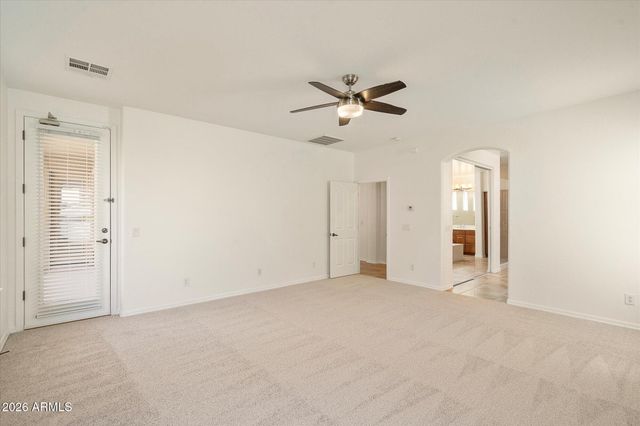 2406 W OLD PAINT Trail, Phoenix, AZ 85086