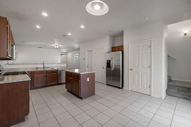 3140 Feather Edge Street SW, Albuquerque, NM 87121