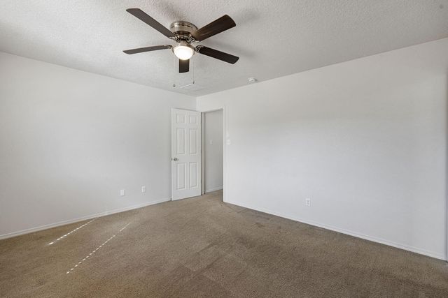 3140 Feather Edge Street SW, Albuquerque, NM 87121