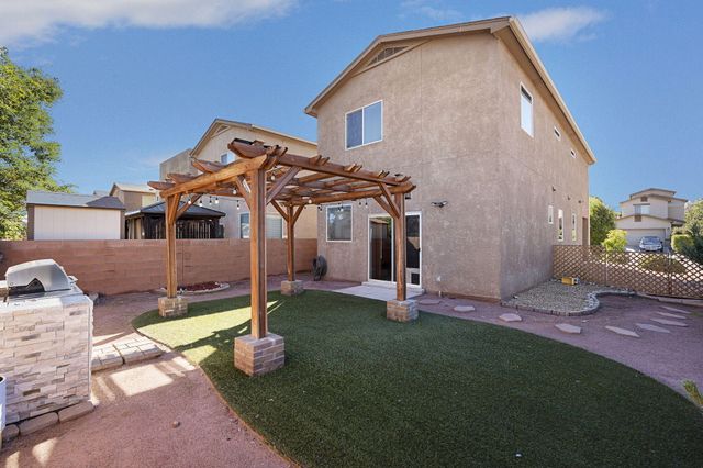 3140 Feather Edge Street SW, Albuquerque, NM 87121