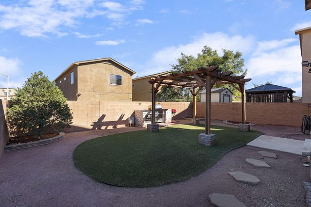 3140 Feather Edge Street SW, Albuquerque, NM 87121