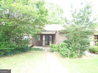 1572 Circlestone Drive, Stone Mountain, GA 30088