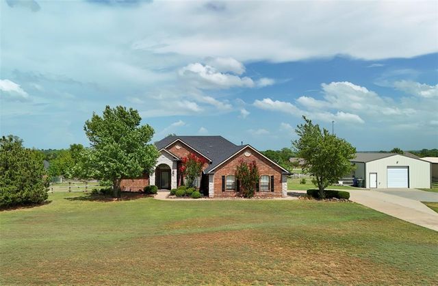 486 Summer Valley Road, Blanchard, OK 73010