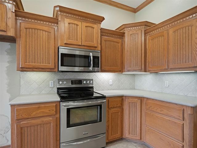 486 Summer Valley Road, Blanchard, OK 73010