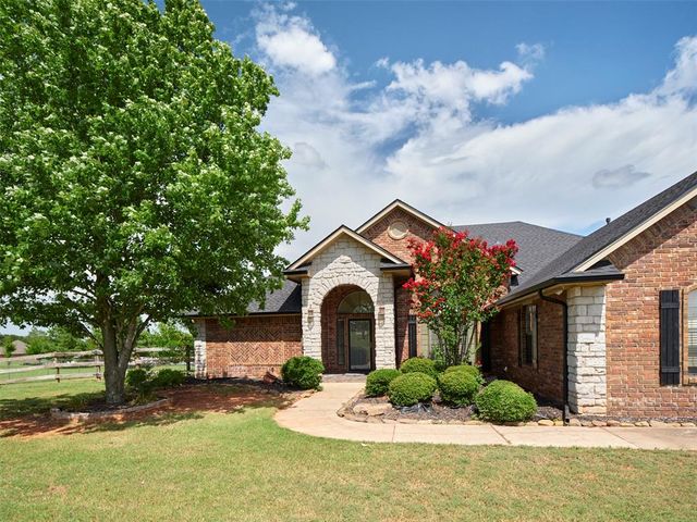 486 Summer Valley Road, Blanchard, OK 73010
