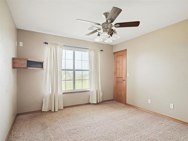 486 Summer Valley Road, Blanchard, OK 73010