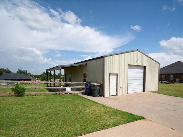 486 Summer Valley Road, Blanchard, OK 73010