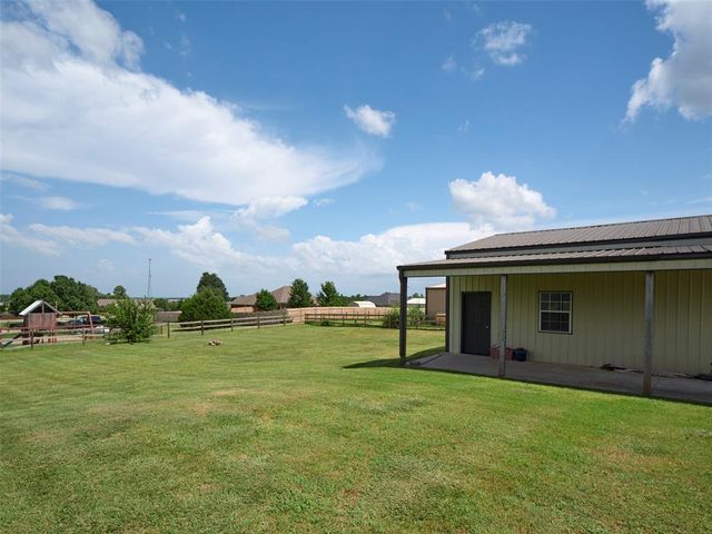486 Summer Valley Road, Blanchard, OK 73010