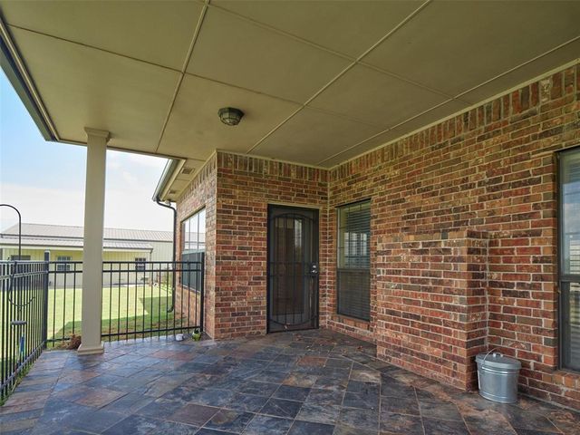486 Summer Valley Road, Blanchard, OK 73010