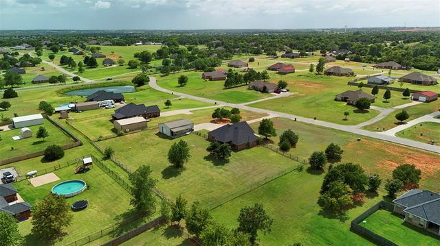 486 Summer Valley Road, Blanchard, OK 73010