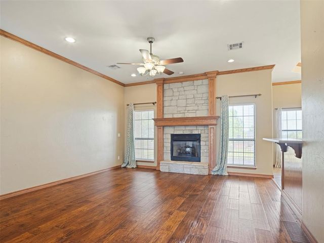 486 Summer Valley Road, Blanchard, OK 73010