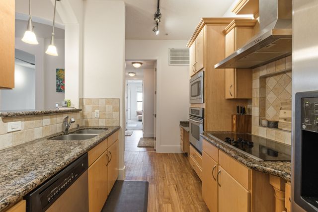 2600 Hillsboro Pike Apt 327, Nashville, TN 37212