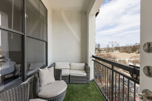 2600 Hillsboro Pike Apt 327, Nashville, TN 37212