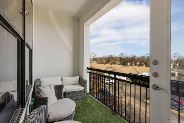 2600 Hillsboro Pike Apt 327, Nashville, TN 37212