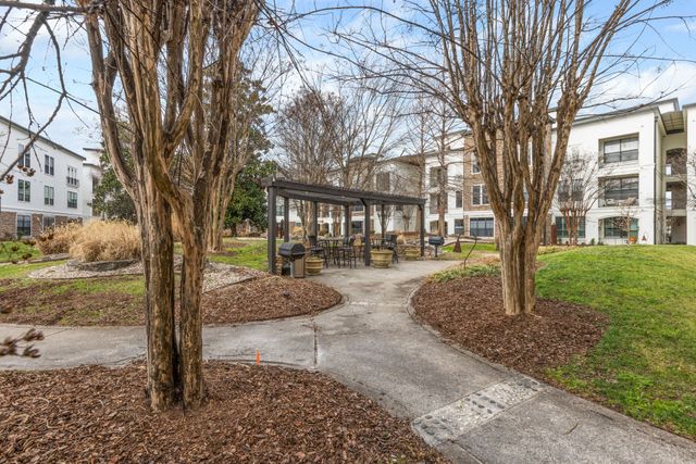 2600 Hillsboro Pike Apt 327, Nashville, TN 37212