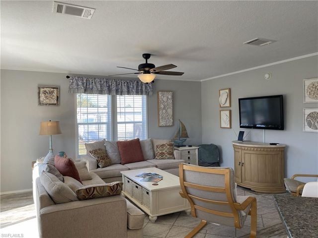 5520 Rainbow DR, Bokeelia, FL 33922