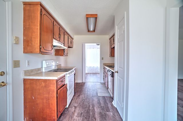 211 Northwood Ter, Clarksville, TN 37042